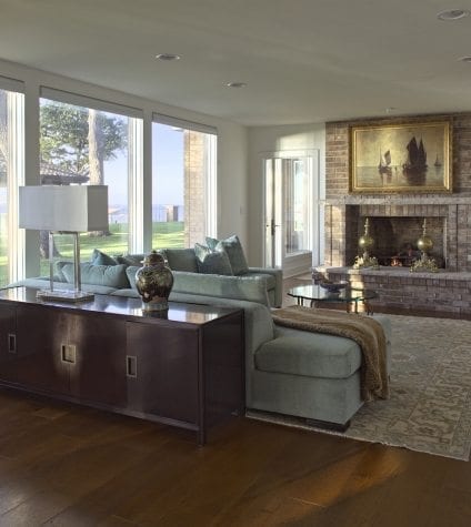 Rift and Quartersawn White Oak in a Traditional Living Room