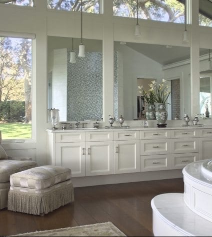 Rift and Quartersawn White Oak Flooring in Master Bathroom
