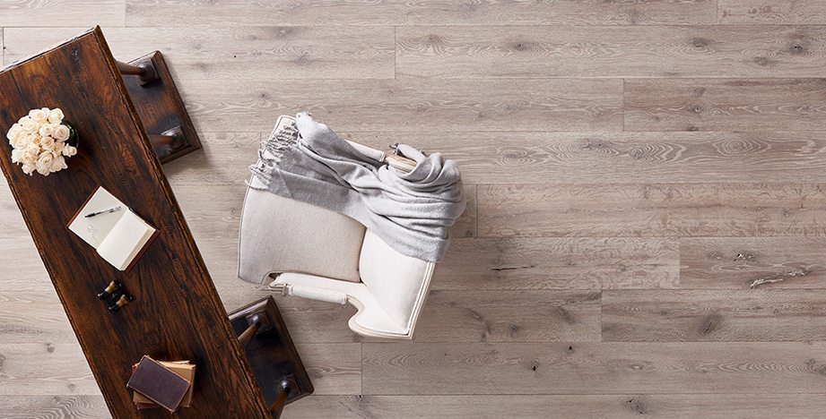 large white oak floor Empirium cascades room