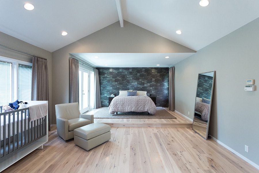 Custom Hickory | Chelsea Tischler-May | Long Beach, CA | ID# 10961 Contemporary Bedroom with Whitewashed Hickory Floors