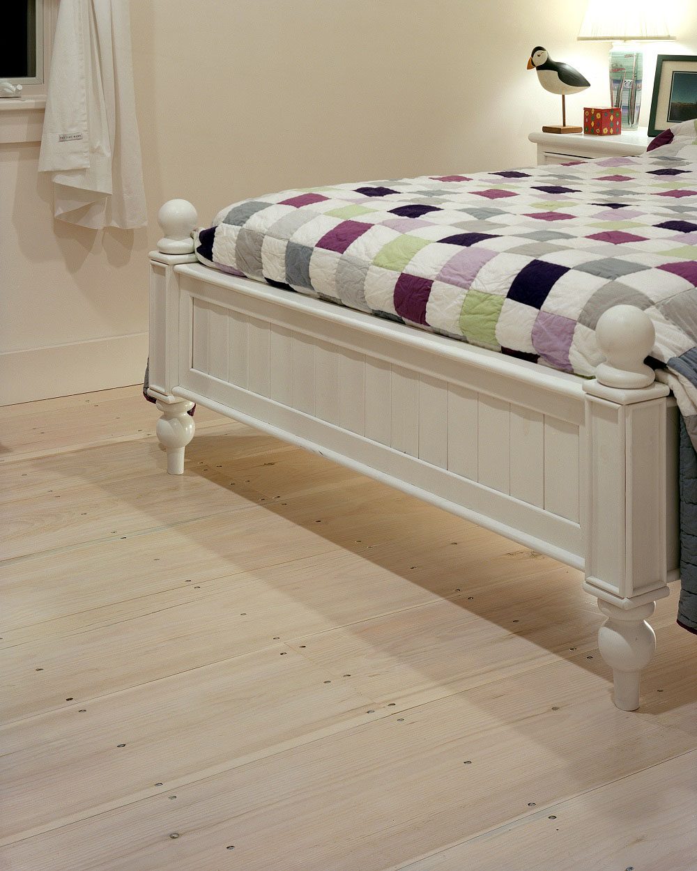 eastern white pine floor in bedroom